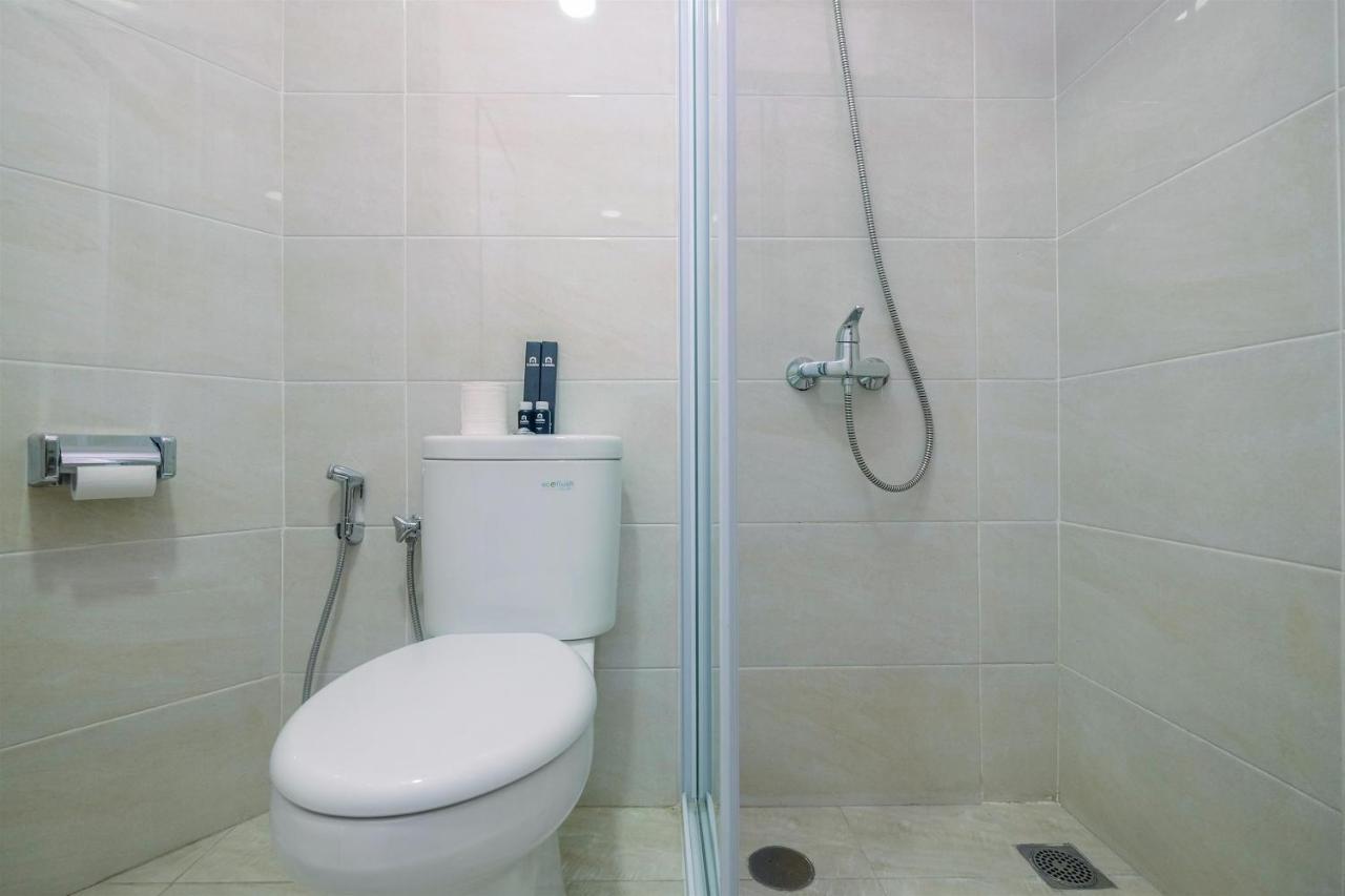 Apartemen Fully Furnished With Comfortable 1br At Mustika Golf By Travelio *