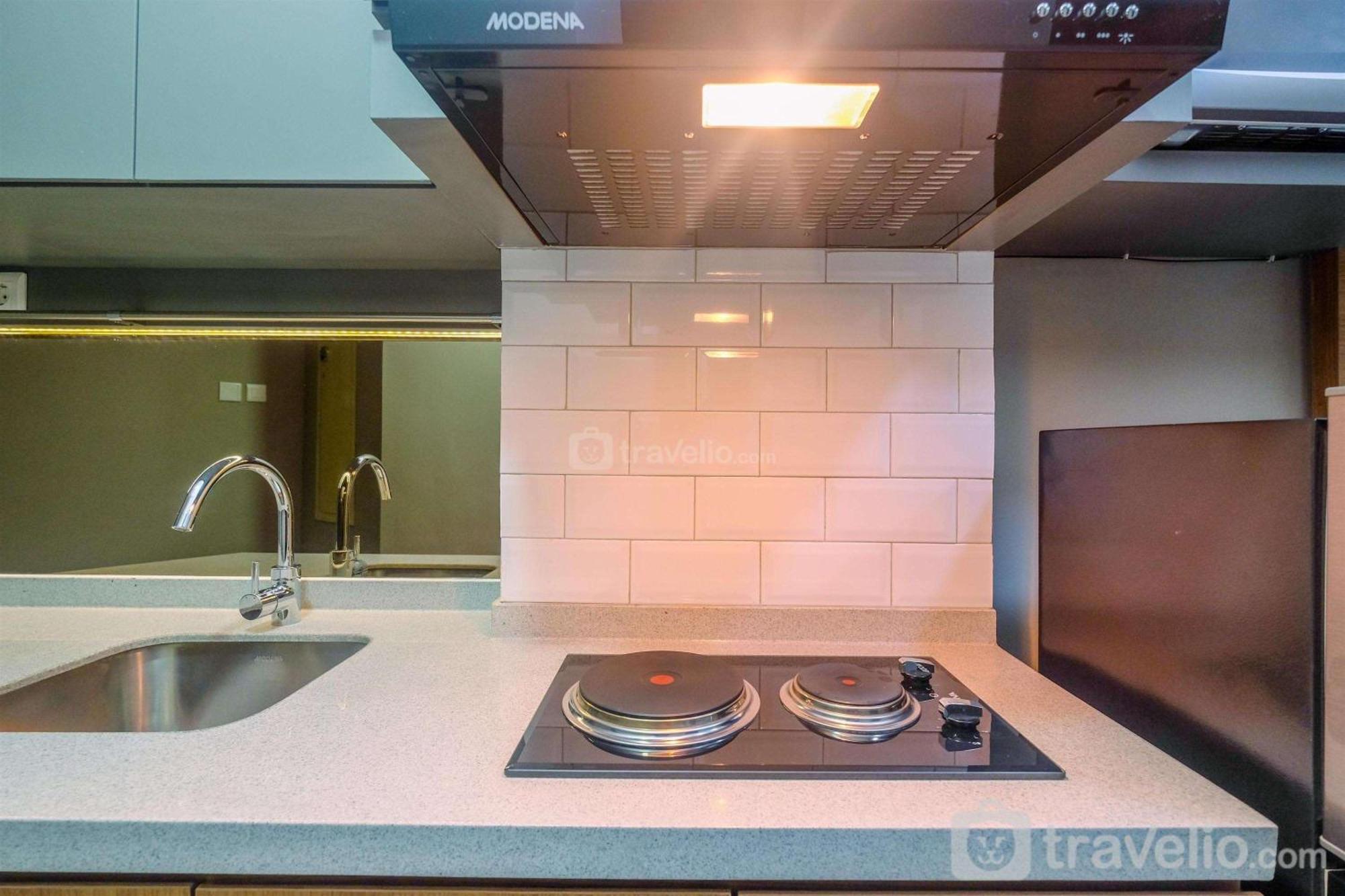 Fully Furnished With Comfortable 1br At Mustika Golf By Travelio * Bekasi